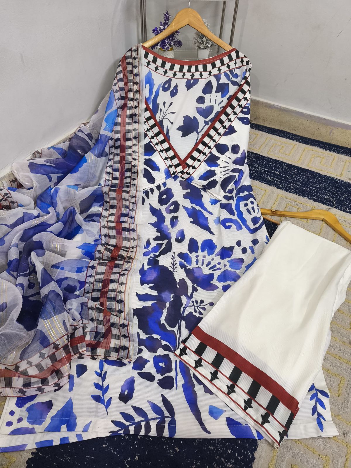 MOST TRENDING LONG 3 PC CO-ORD SET 🦋