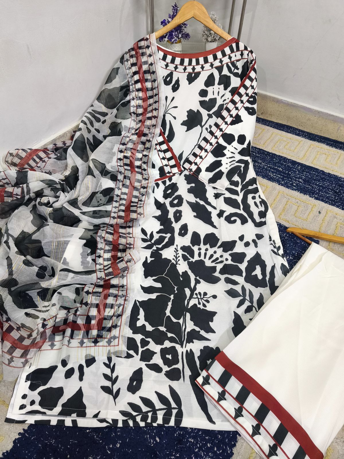 MOST TRENDING LONG 3 PC CO-ORD SET 🦋