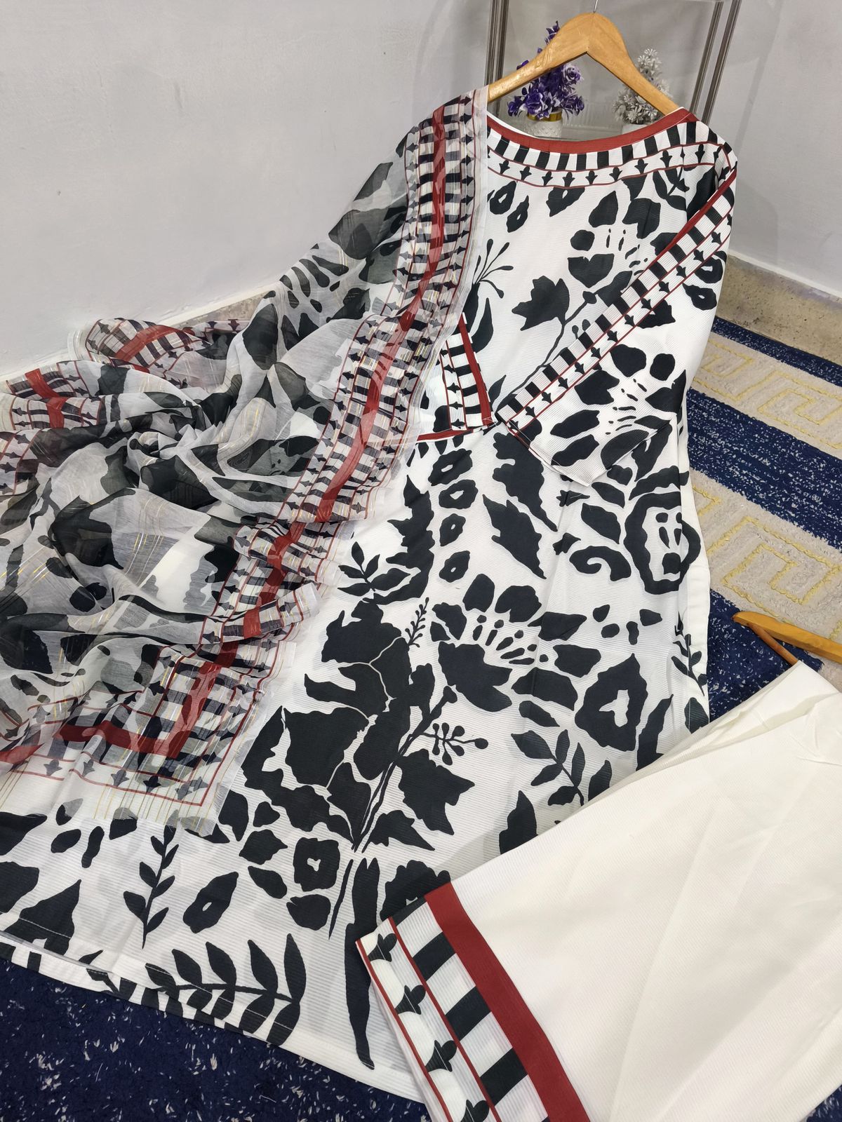 MOST TRENDING LONG 3 PC CO-ORD SET 🦋